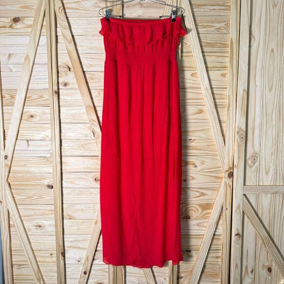 Extra Large, Red, Strapless Dress. - Picture 2 of 8